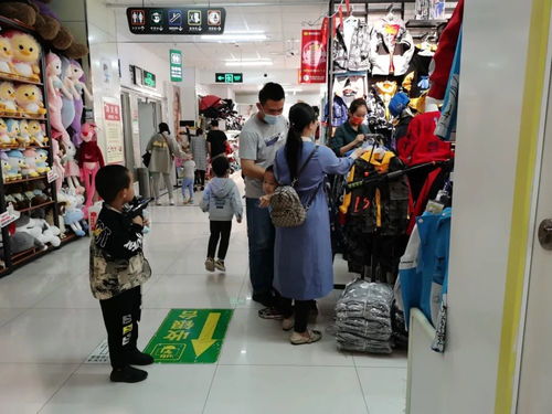 衡水市民国庆假期多元生活纪实 从烹饪美食到服装消费